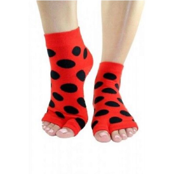 Ladybug print Toezies Open toe Yoga socks - Picture 1 of 6